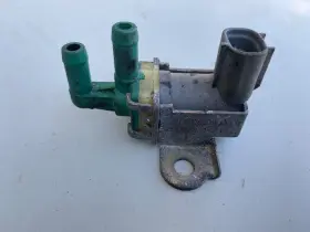 9091012243 AISIN Vacuum Switch Valve GS300 IS300 GS400 GS430