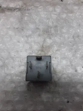 141-9512-253-B AUDI Electrical Relay #3
