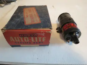 1136530 AUTO-LITE Nos Solar Spark Ignition Coil Mopar