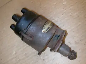 1AY-4005A AUTO-LITE Distributor Core
