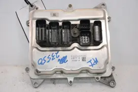 320I BMW Engine Ecm Control Module #3