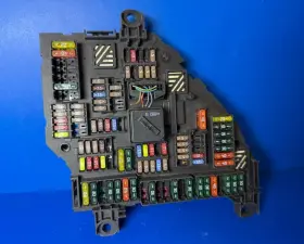 61-14-9-151-322 BMW Rear Power Distribution Fuse Box 750LI #2