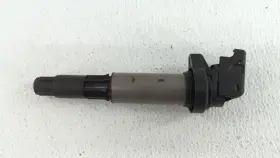 0-221-504-100 BMW Ignition Coil Igniter Pack 325I