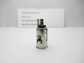 6947184 BMW Xdrive Console Outlet Plug Socket 328I #3