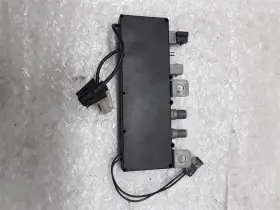65.25-8 BMW Signal Fm Am Amplifier Booster 528I 352 #3