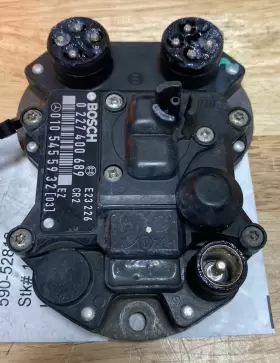 010-545-59-32 BOSCH Benz Engine Ignition Control 190E 400