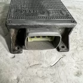 0227100008 BOSCH Ignition Control Unit Pin 928 Porsche #3