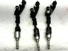 0261500105 BOSCH Fuel Injector Land Sport Xf Rover Jaguar