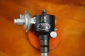 111-905-205 BOSCH Distributor Vju Nos Vacuum Canister Vw #3