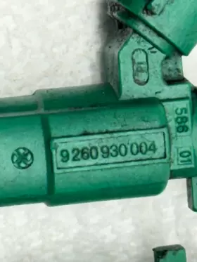 9260930004 BOSCH Fuel Injector Hyundai Tuscon #3