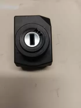 997-618-259 BOSCH Ignition Control Unit Key #3