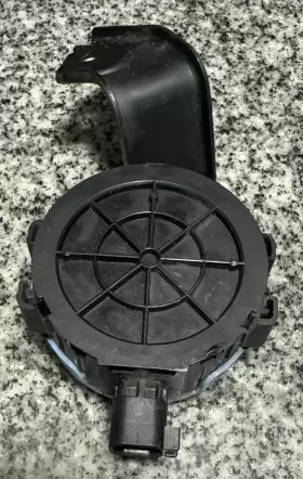 23142900 CHEVROLET Volt Pedestrian Sound Alert Speaker
