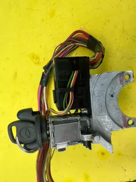 26070073 CHEVROLET Steering Ignition Switch Lock Key Astro #3