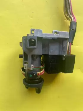 26070110 CHEVROLET Steering Ignition Switch Lock 1500 Chevy #3