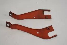 3923963 CHEVROLET Top Ignition Shield Brackets Block 350 #2