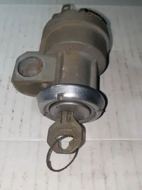 413-SR01L1005 CHEVROLET Ignition Switch