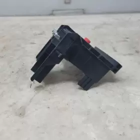 699.GM1U16 CHEVROLET Battery Fuse Panel Junction Block Camaro #2