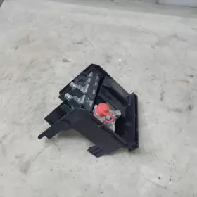 699.GM1U16 CHEVROLET Battery Fuse Panel Junction Block Camaro