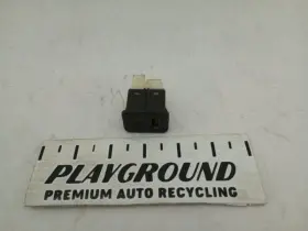 699.GM1W12 CHEVROLET Usb Plug Camaro