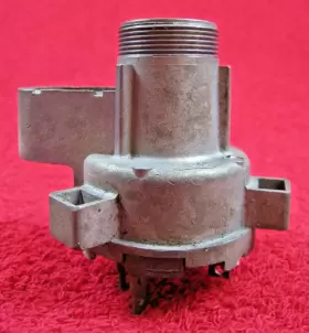 D-1463 CHEVROLET Delco Remy Ignition Switch Gm Corvette D-1463 CHEVROLET Delco Remy Ignition Switch Gm Corvette