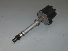 1103749 CHEVROLET PONTIAC GM DELCO REMY Ignition Distributor