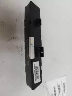 699.GM8M15 CHEVROLET TRUCK Dash Traction Controler Silverado #3