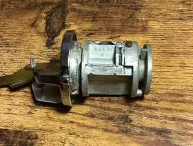 AAKC-4 CHRYSLER Ignition Switch Blank Key #3