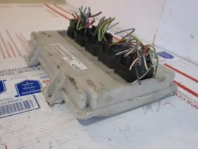 P04692042AD CHRYSLER Body Control Module Bcu Bcm Box Pacifica #2