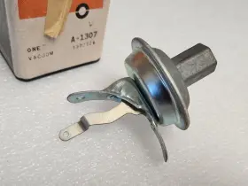 A1307 DELCO REMY Nos Windsor Saratoga Cornet Royal Vacuum #3
