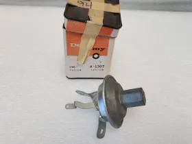 A1307 DELCO REMY Nos Windsor Saratoga Cornet Royal Vacuum