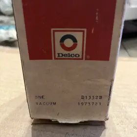 D1352B DELCO REMY Vacuum Nos Box Gm