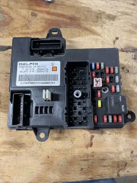 25840798 DELPHI Bcm Fuse Relay Box G6 Pontiac