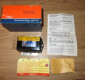 VR206 ECHLIN UNITED AUTOMOTIVE Packard Voltage Regulator Nos