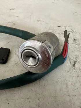 164282 FERRARI Tr Testarossa Ignition Switch Key #2