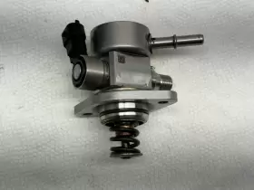 DS7G-9D376-DC FORD High Pressure Fuel Pump Fusion #2