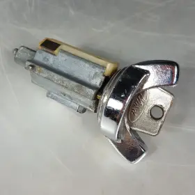 42H-2 FORD Ignition Lock Cylinder Switch Key