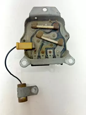 1111955 GENERAL MOTORS April Ac Delco Voltage Regulator Hood #2