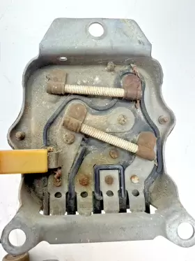 1111955 GENERAL MOTORS April Ac Delco Voltage Regulator Hood #3