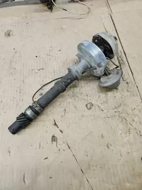1112844 GM Block Distributor Chevy Camaro Chevelle Nova