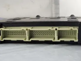15143352 GM Motorola Body Control Module Pontiac Aztek #2