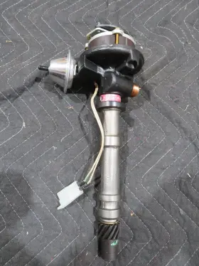 1111258 GM DELCO REMY Distributor Prof Restrd C2 427 Corvette