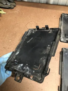 20853316 GM OEM Ecm Mounting Bracket Equinox Terrain #2