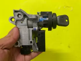 28238435 GMC Steering Ignition Switch Lock Key 1500 Sierra #3
