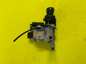 28238435 GMC Steering Ignition Switch Lock Key 1500 Sierra