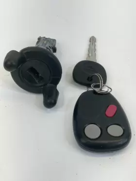 GM15008009 GMC Ignition Switch Lock Cylinder Key Chevy Envoy #2