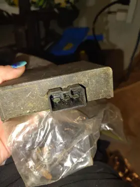 E12-27 HITACHI Transistor Ignition Datsun #2
