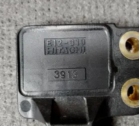 E12-310 HITACHI Ignition Igniter Acura Legend Vigor #2
