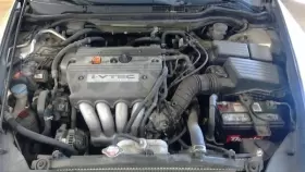 646-10301 HONDA Fuse Box Engine Ex Accord #2