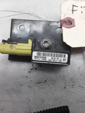699.HO1F10 HONDA Right Front Sensor #2
