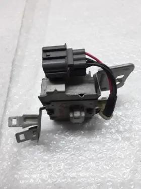 699.HO1J96 HONDA Fuel Injector Resistor Box Cylinder Ex #2